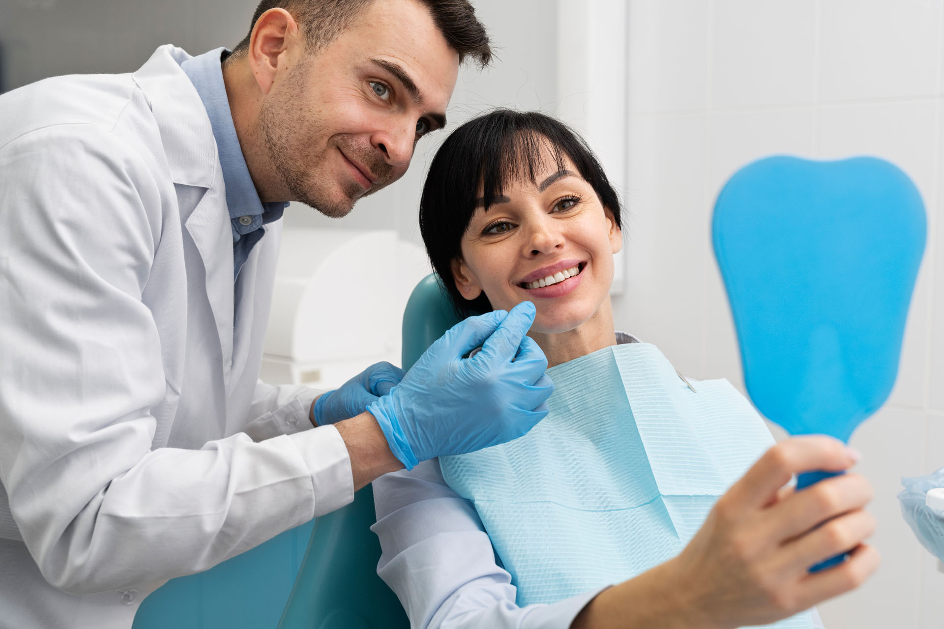 https://shifadentalperumpilavu.com/wp-content/uploads/2022/06/Dental-Care.jpg
