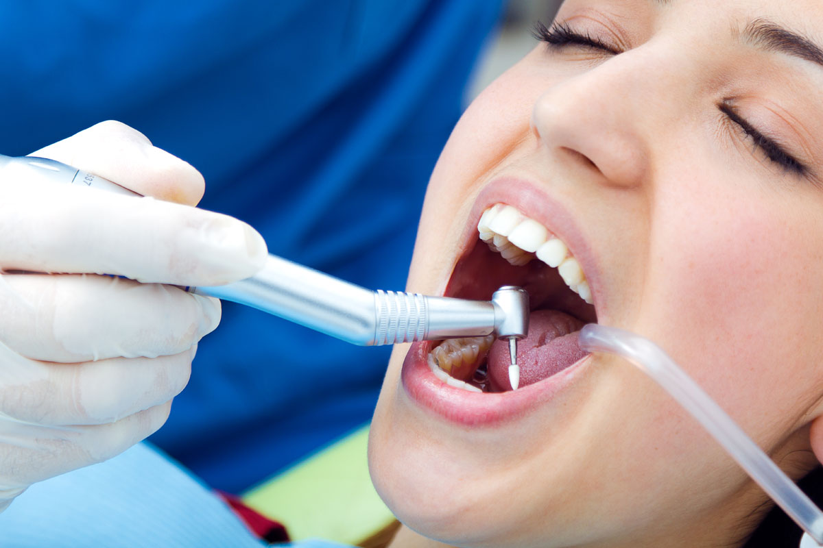 https://shifadentalperumpilavu.com/wp-content/uploads/2022/06/dental-implants.jpg